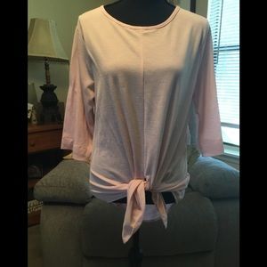 Cute front tie pink top.